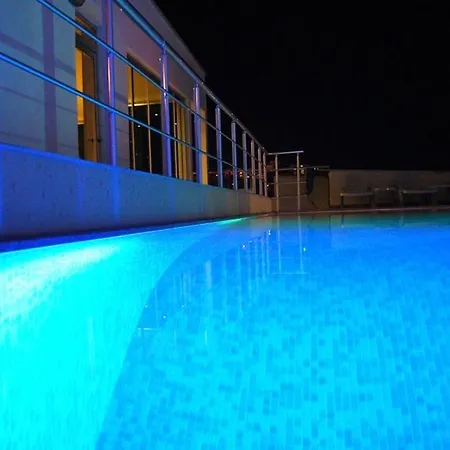 Mavi Yeşil Yaşam Otel 3*