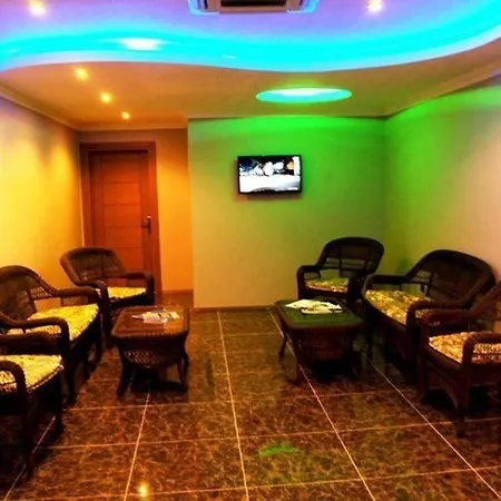 Otel Mavi Yeşil Yaşam