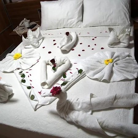 Mavi Yeşil Yaşam Otel Gümbet