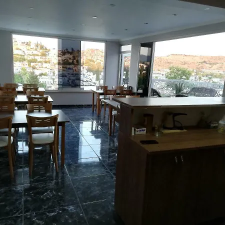 Mavi Yeşil Yaşam Otel 3*